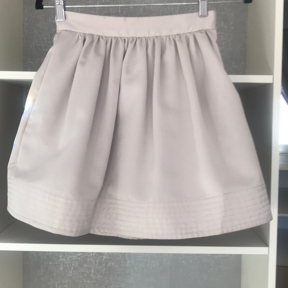 Anthropologie cream satin skirt size 0 - Picture 1 of 8